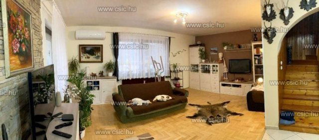 Eladó családi ház, Pomázon 149 M Ft, 5 szobás