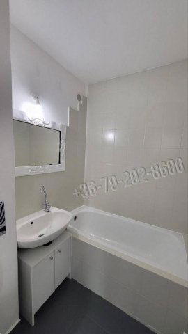 Eladó panellakás, Budapesten, XV. kerületben, Páskomliget utcában