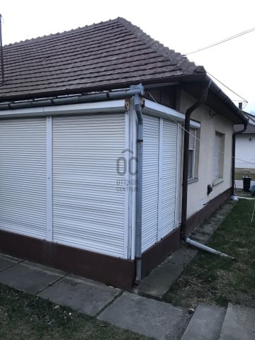 Eladó családi ház, Tápiószecsőn 47 M Ft, 2 szobás