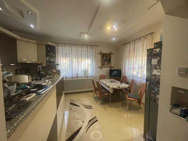 Eladó családi ház, Sajószentpéteren, Borsvezér utcában