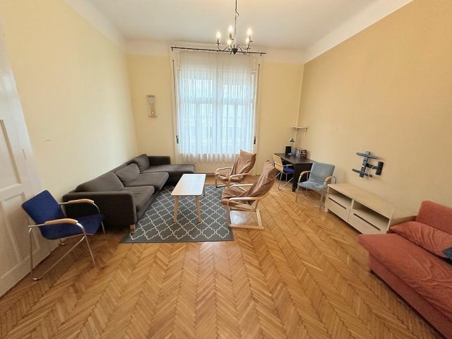 Eladó téglalakás, XIII. kerületben, Visegrádi utcában
