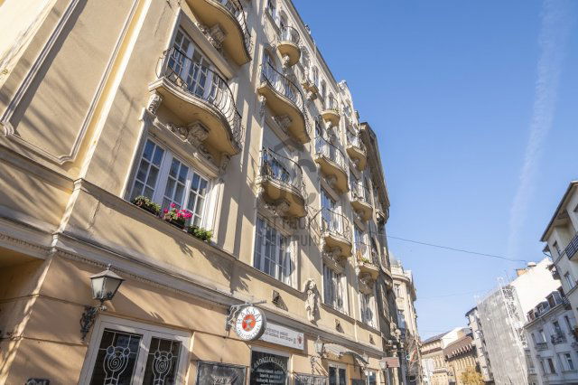 Eladó iroda, Budapesten, XII. kerületben 275 M Ft