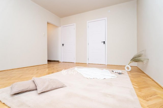 Eladó téglalakás, Budapesten, XVIII. kerületben 99.8 M Ft