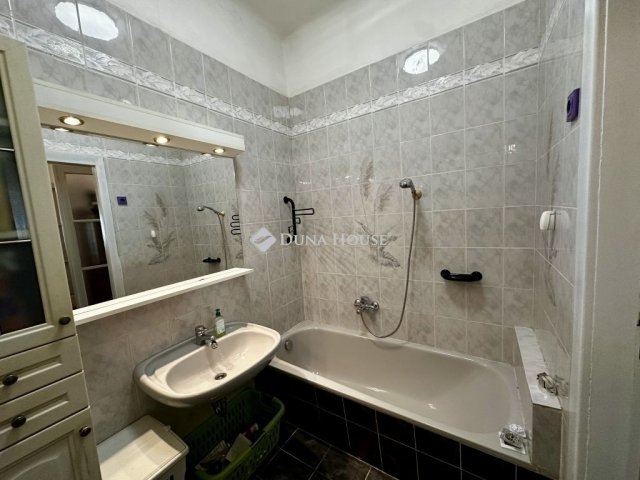 Eladó téglalakás, Budapesten, II. kerületben 149 M Ft, 4 szobás