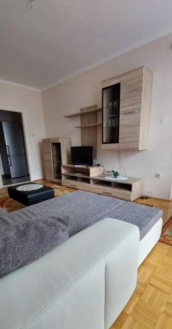 Kiadó téglalakás, albérlet, Debrecenben, Damjanich utcában