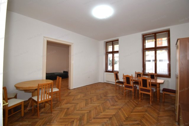 Kiadó téglalakás, albérlet, Győrött, Bajcsy-Zsilinszky úton