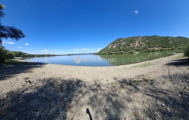 Eladó üzlethelyiség, Dömösön 199.99 M Ft, 12 szobás