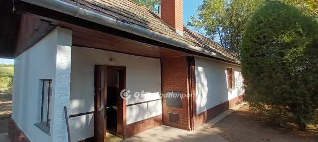 Eladó ipari ingatlan, Érden 220 M Ft, 3 szobás