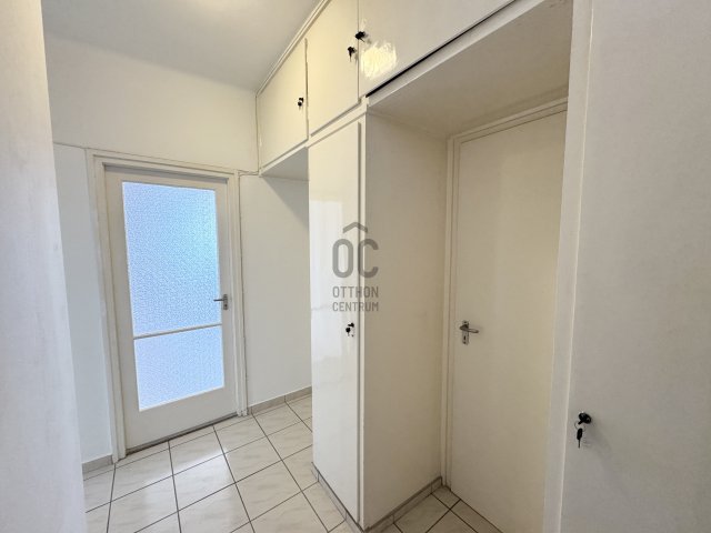 Eladó téglalakás, Szekszárdon, Zöldkert utcában 36.5 M Ft