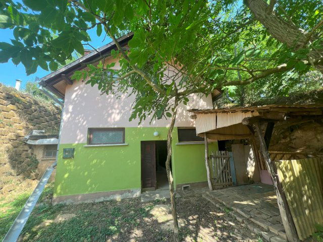 Eladó mezogazdasagi ingatlan, Kátolyon 2.8 M Ft