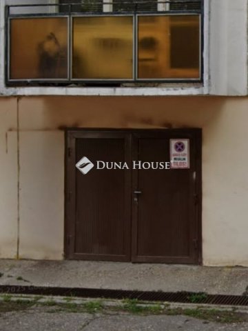 Eladó ipari ingatlan, Szentendrén, Károly utcában 8.5 M Ft