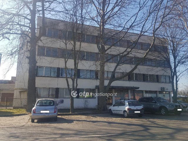 Eladó iroda, Szekszárdon 250 M Ft / költözzbe.hu