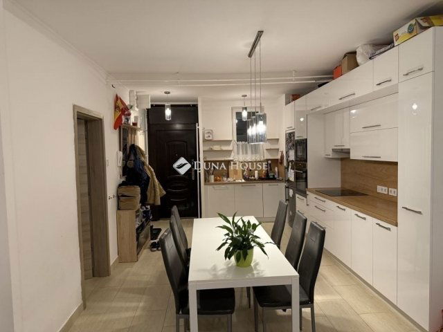 Eladó téglalakás, Budapesten, IV. kerületben 89 M Ft, 3 szobás