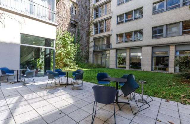 Eladó téglalakás, Budapesten, VI. kerületben 95.9 M Ft, 2 szobás