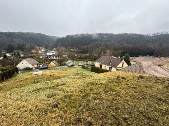 Eladó telek, Városlődön 28 M Ft / költözzbe.hu