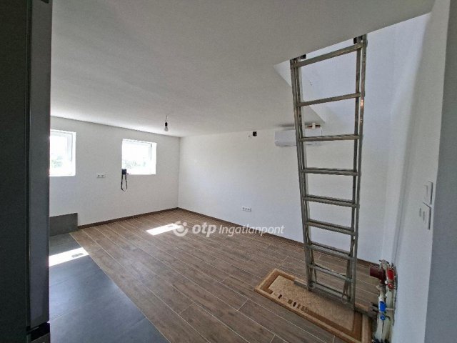 Eladó családi ház, Biatorbágyon 42.999 M Ft, 2+1 szobás