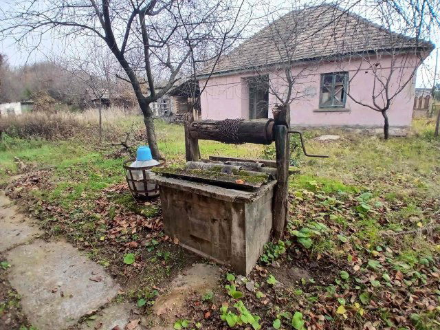 Eladó családi ház, Rédén 14.9 M Ft, 1 szobás