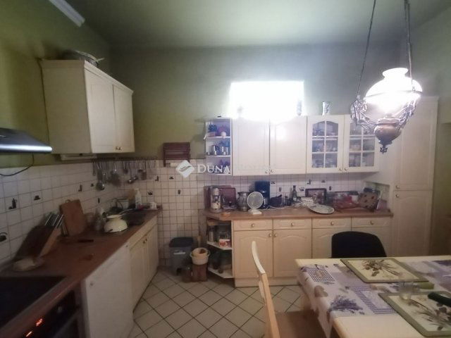 Eladó családi ház, Gyömrőn 92 M Ft, 5 szobás
