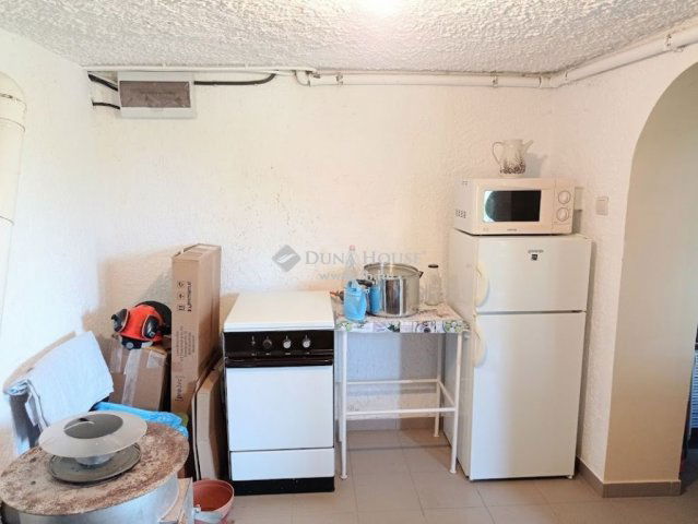 Eladó családi ház, Zalaegerszegen 15.9 M Ft, 1 szobás