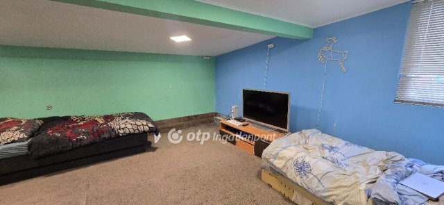 Eladó családi ház, Győrött 62 M Ft, 2+1 szobás