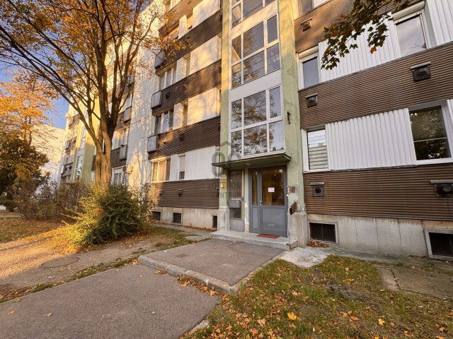 Eladó téglalakás, Győrött 37.9 M Ft, 2 szobás