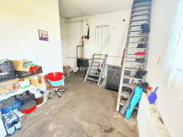 Eladó mezogazdasagi ingatlan, Szatymazon 70.1 M Ft, 4 szobás