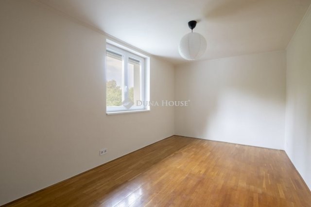 Eladó családi ház, Budapesten, XVI. kerületben 247.7 M Ft