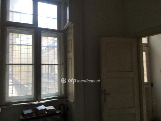 Eladó téglalakás, Budapesten, VIII. kerületben 60 M Ft, 1 szobás