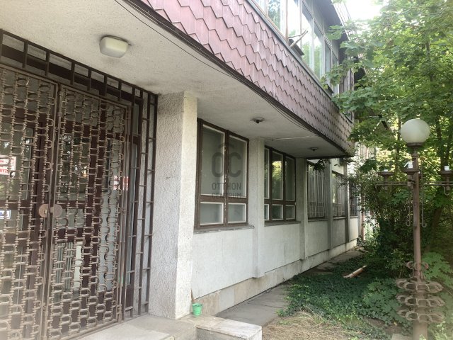 Eladó iroda, Dunakeszin 390 M Ft / költözzbe.hu