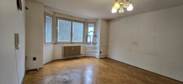 Eladó téglalakás, Vasváron 30 M Ft, 3 szobás