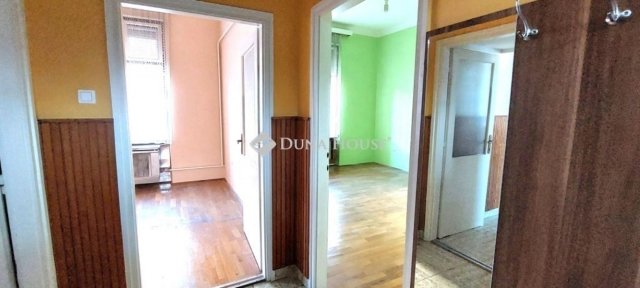 Eladó téglalakás, Szombathelyen 42.8 M Ft, 2 szobás