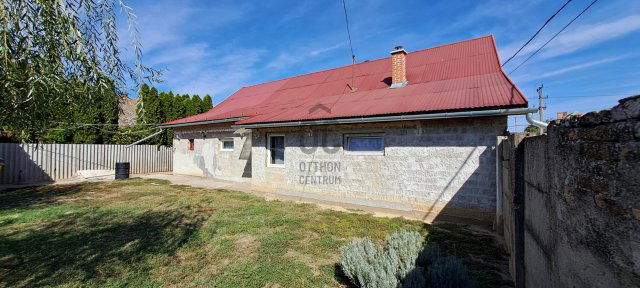 Eladó családi ház, Apátfalván 17.9 M Ft, 3 szobás