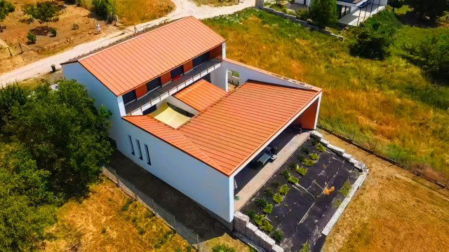 Eladó családi ház, Vácon, Akó utcában 259.9 M Ft, 4+1 szobás