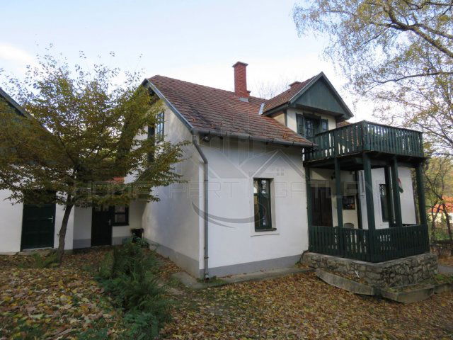 Eladó hotel, Bakonyszentlászlón 287 M Ft / költözzbe.hu