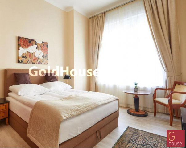 Eladó téglalakás, Budapesten, VI. kerületben 128 M Ft