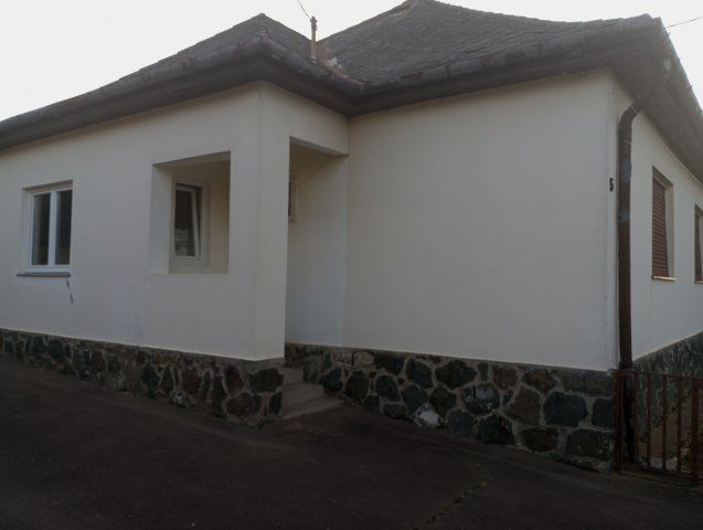 Eladó családi ház, Egerbaktán 32.99 M Ft, 3 szobás