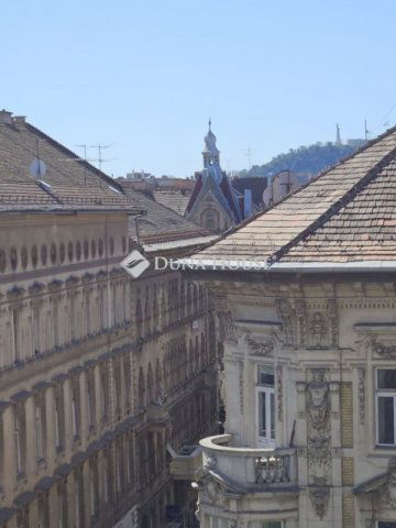 Eladó téglalakás, Budapesten, VII. kerületben 189 M Ft, 3 szobás