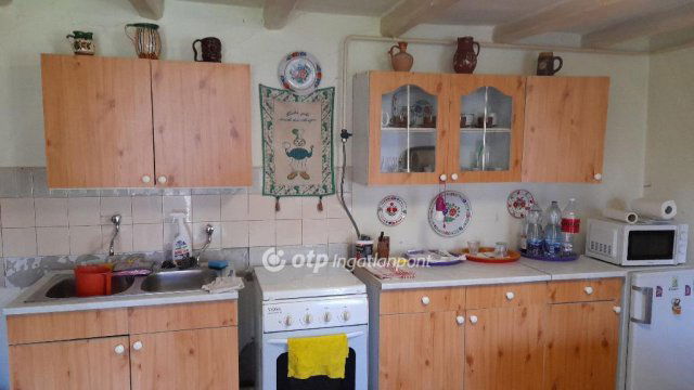 Eladó családi ház, Tiszacsegén 27 M Ft, 3 szobás