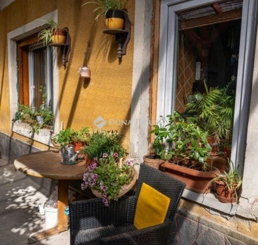 Eladó családi ház, Gödöllőn 59.9 M Ft, 3 szobás