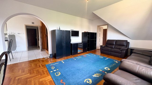 Kiadó téglalakás, albérlet, Debrecenben 350 E Ft / hó, 5 szobás