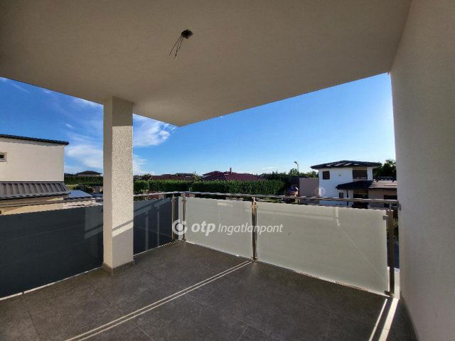 Eladó ikerház, Siófokon 145.9 M Ft, 5 szobás