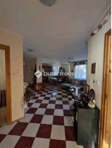 Eladó téglalakás, Budapesten, XVIII. kerületben 69.9 M Ft