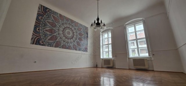 Kiadó téglalakás, albérlet, Hódmezővásárhelyen 150 E Ft / hó