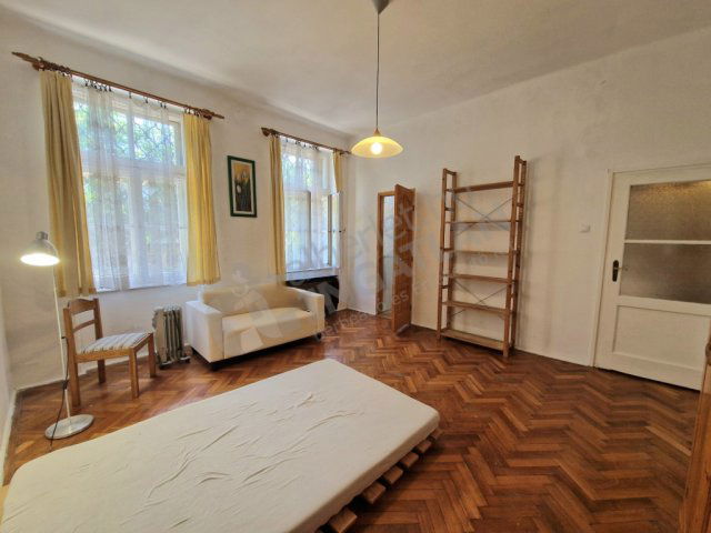 Kiadó téglalakás, albérlet, Budapesten, I. kerületben