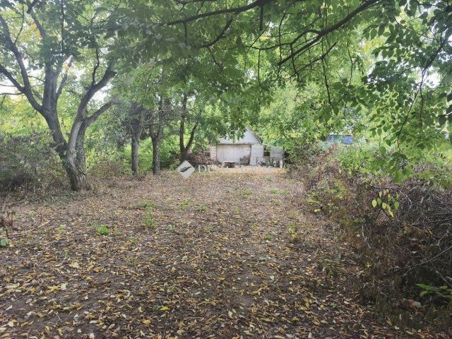 Eladó nyaraló, Gyömrőn 39 M Ft, 1+1 szobás