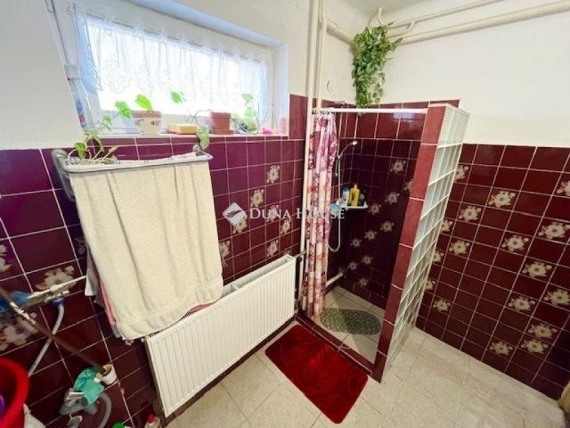 Eladó családi ház, Lovasberényben 99.9 M Ft, 5 szobás