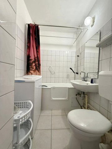 Eladó panellakás, Pécsett, Tildy Zoltán utcában 38.49 M Ft