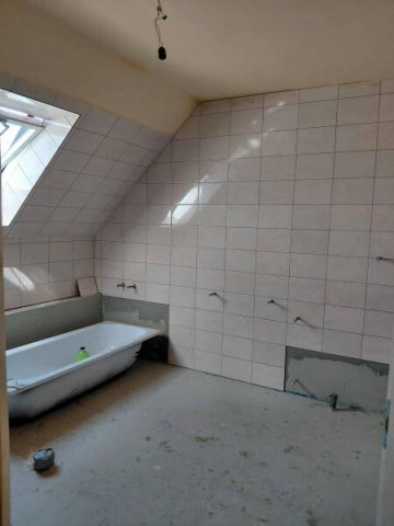 Eladó családi ház, Pilisvörösváron 99 M Ft, 5 szobás