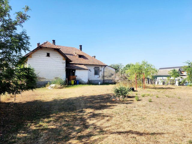 Eladó családi ház, Újszilváson 14.5 M Ft, 3 szobás