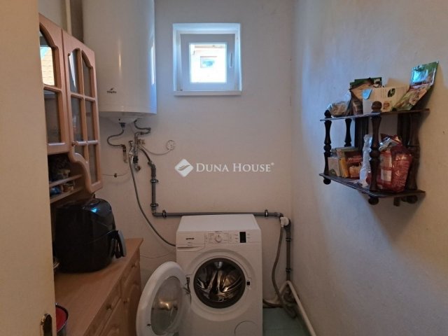 Eladó családi ház, Gyömrőn 105.5 M Ft, 4 szobás